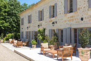 Les clefs de troplong mondot hotel st emillion