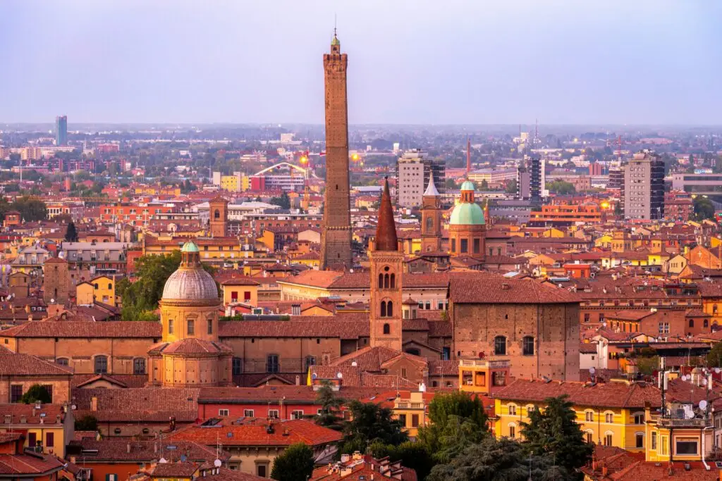 Bologna city guide